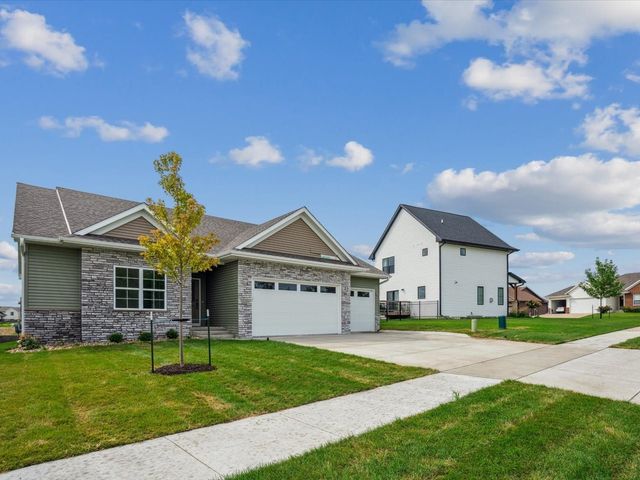 1223 Covered Wagon Drive, Iowa City, IA 52240