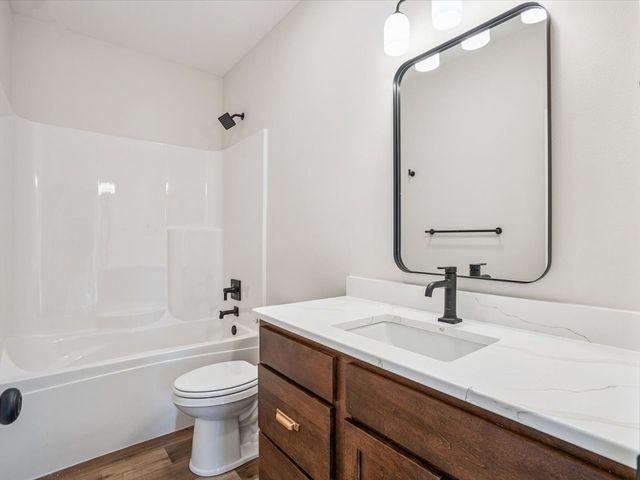 1223 Covered Wagon Drive, Iowa City, IA 52240