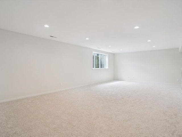 1223 Covered Wagon Drive, Iowa City, IA 52240