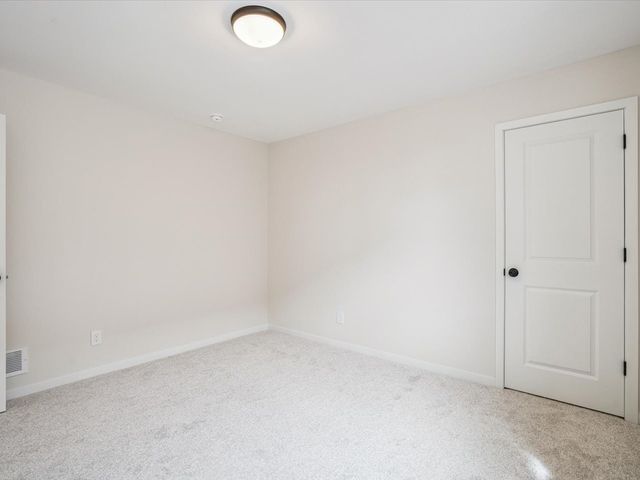 1223 Covered Wagon Drive, Iowa City, IA 52240