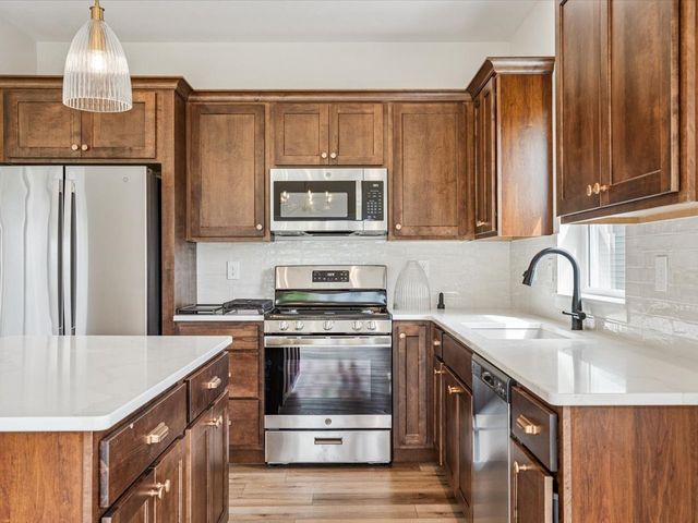 1223 Covered Wagon Drive, Iowa City, IA 52240