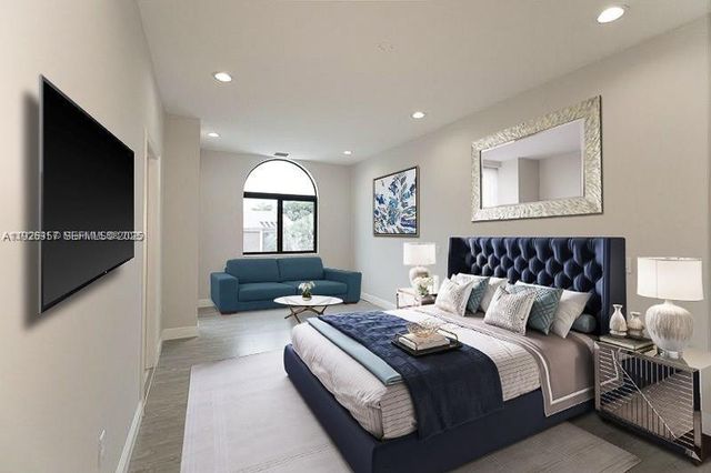 9265 NW 16th St, Pembroke Pines, FL 33024