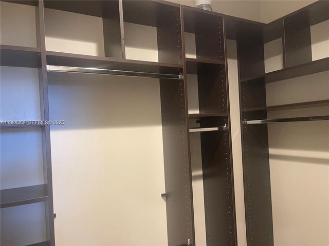 9265 NW 16th St, Pembroke Pines, FL 33024