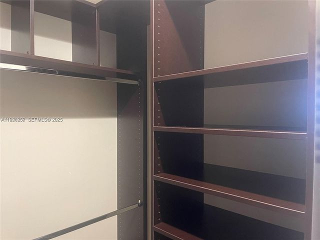 9265 NW 16th St, Pembroke Pines, FL 33024