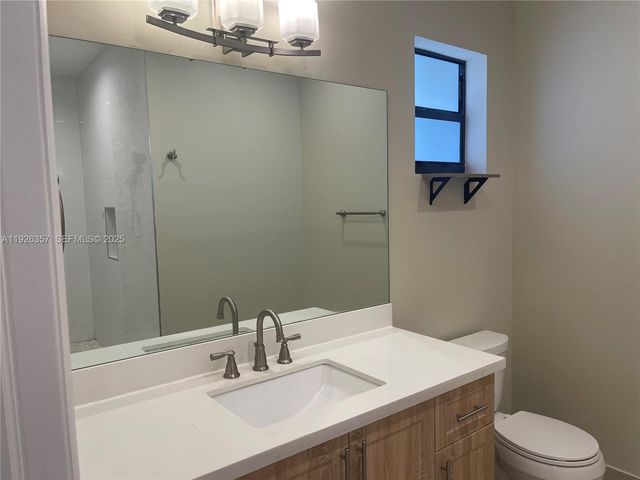 9265 NW 16th St, Pembroke Pines, FL 33024