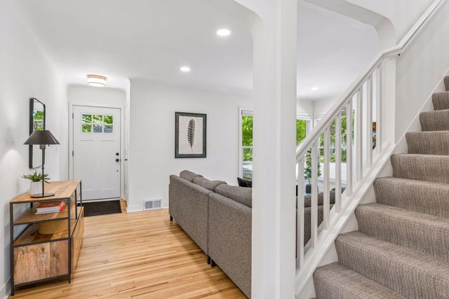 4201 Ewing Avenue S, Minneapolis, MN 55410