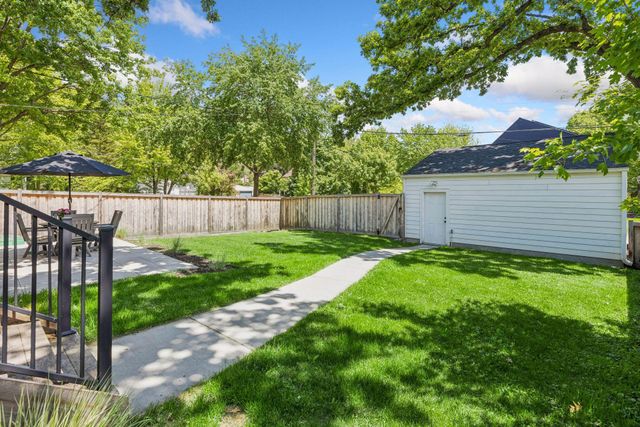 4201 Ewing Avenue S, Minneapolis, MN 55410