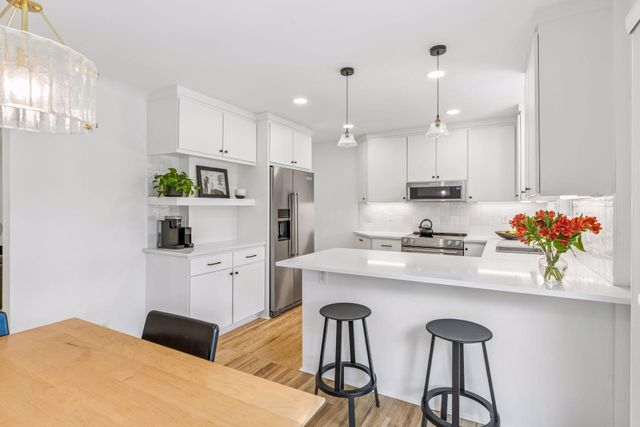 4201 Ewing Avenue S, Minneapolis, MN 55410
