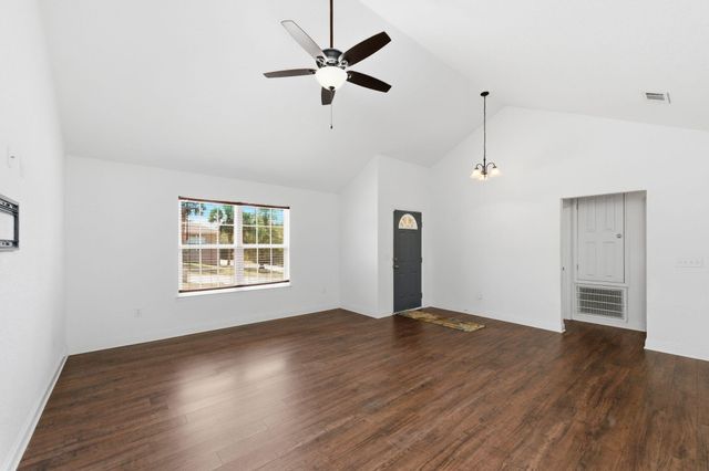 402 Serene Court, Crestview, FL 32539