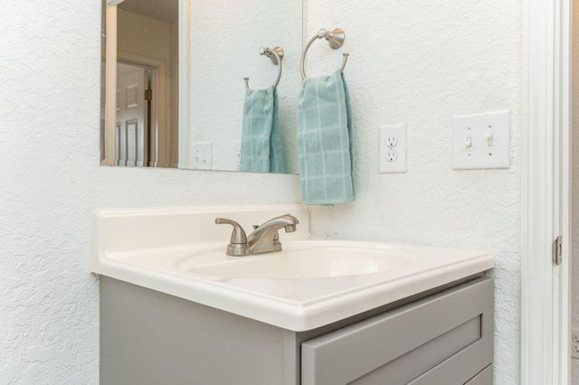 402 Serene Court, Crestview, FL 32539