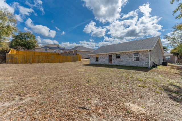 402 Serene Court, Crestview, FL 32539