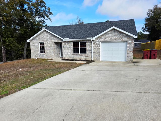 402 Serene Court, Crestview, FL 32539