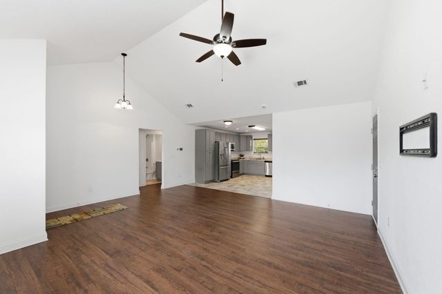 402 Serene Court, Crestview, FL 32539