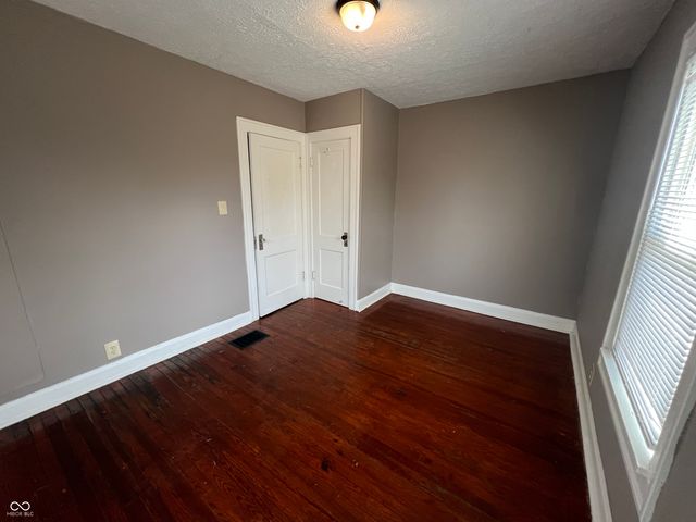 896 N Gladstone Avenue, Indianapolis, IN 46201