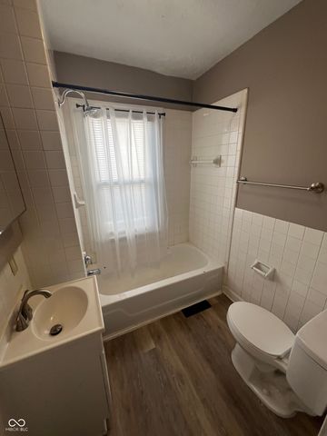 896 N Gladstone Avenue, Indianapolis, IN 46201