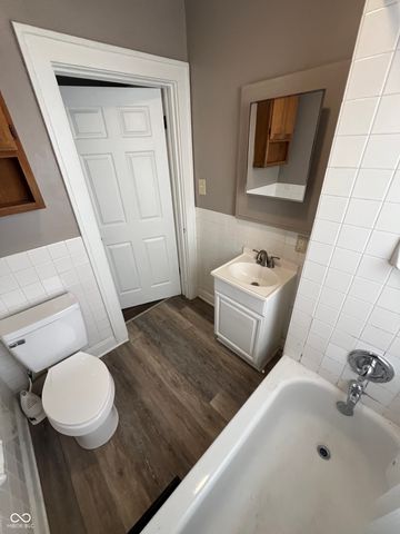 896 N Gladstone Avenue, Indianapolis, IN 46201