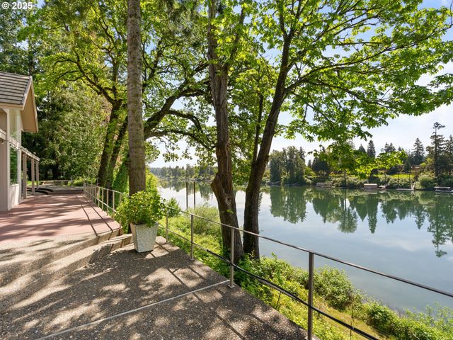 6600 Sw Montgomery Way, Wilsonville, OR 97070