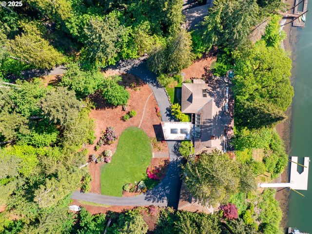6600 Sw Montgomery Way, Wilsonville, OR 97070