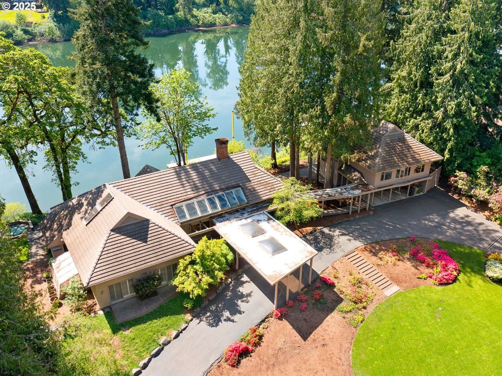 6600 Sw Montgomery Way, Wilsonville, OR 97070