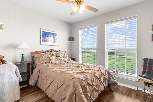 3881 Fm 815, Leonard, TX 75452
