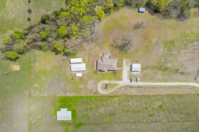 3881 Fm 815, Leonard, TX 75452