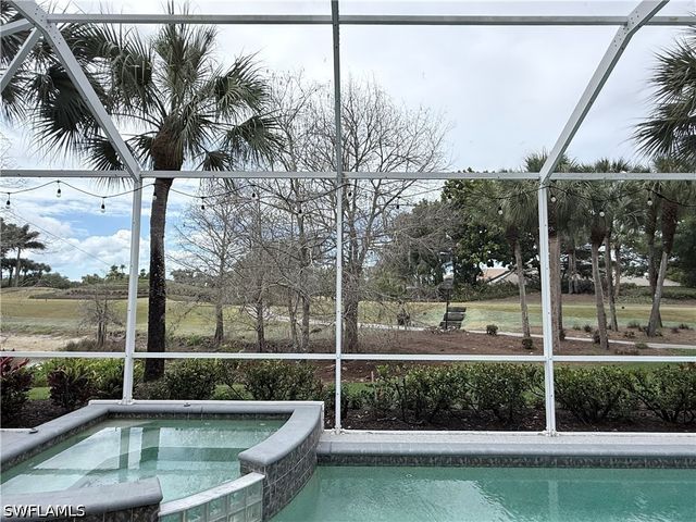 3599 Grand Cypress DR, Naples, FL 34119