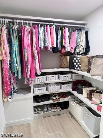 3599 Grand Cypress DR, Naples, FL 34119