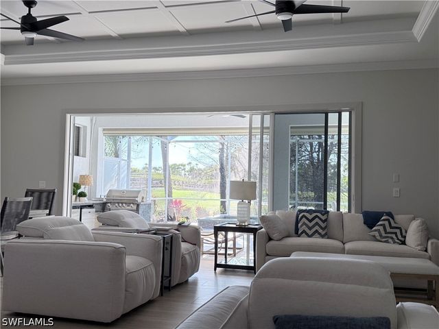 3599 Grand Cypress DR, Naples, FL 34119