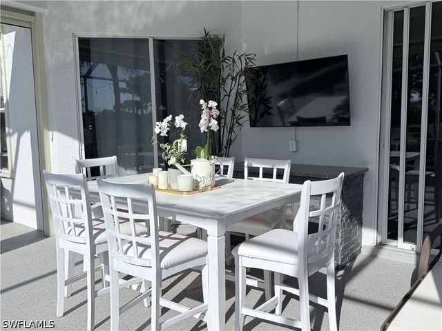 3599 Grand Cypress DR, Naples, FL 34119