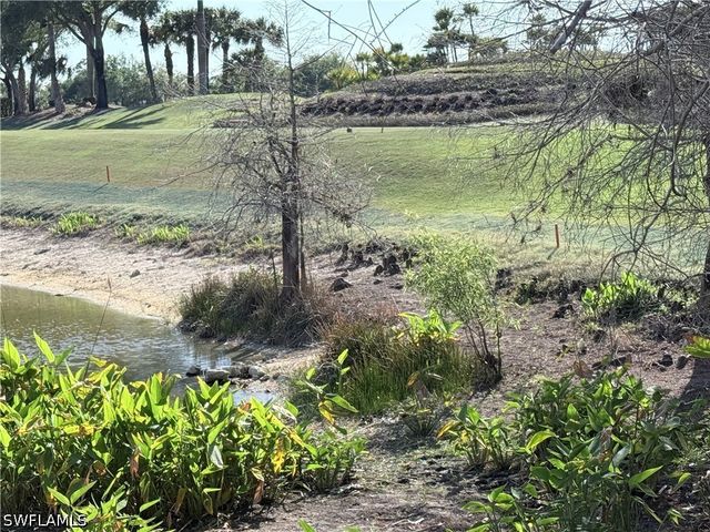 3599 Grand Cypress DR, Naples, FL 34119