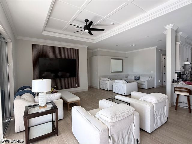 3599 Grand Cypress DR, Naples, FL 34119