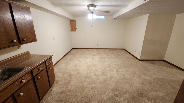 839B Fairdale Rd, Salina, KS 67401