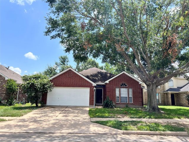 6610 Chantalle Drive, Katy, TX 77449