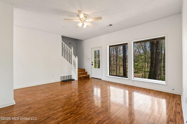 8730 College Road, Olive Branch, MS 38654