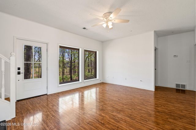 8730 College Road, Olive Branch, MS 38654