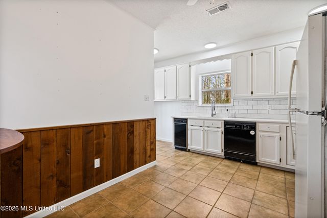 8730 College Road, Olive Branch, MS 38654