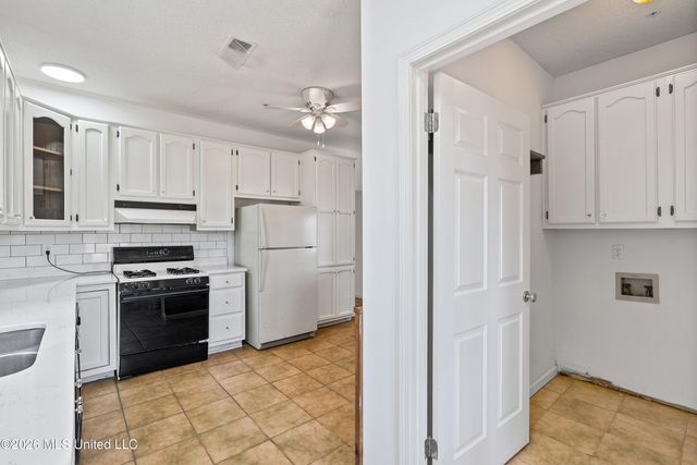 8730 College Road, Olive Branch, MS 38654