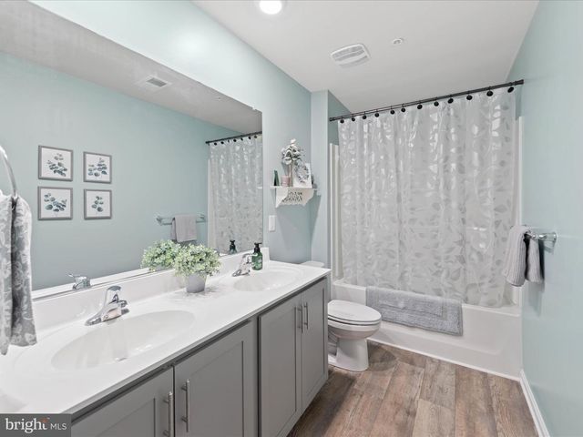 1816 OCEAN SHORE DR, Salisbury, MD 21801