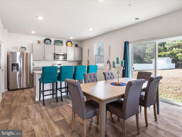 1816 OCEAN SHORE DR, Salisbury, MD 21801