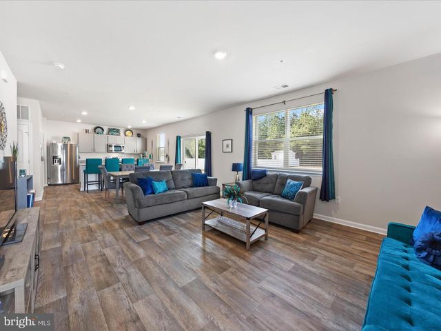 1816 OCEAN SHORE DR, Salisbury, MD 21801