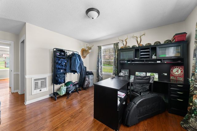 755 Briar Pond Rd, Centerville, TN 37033