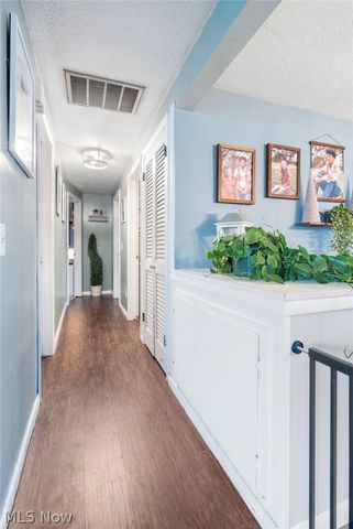 5147 Broadway Avenue NE, Louisville, OH 44641