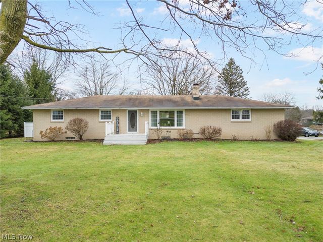 5147 Broadway Avenue NE, Louisville, OH 44641