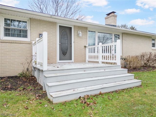 5147 Broadway Avenue NE, Louisville, OH 44641