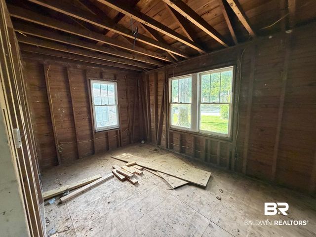 158 3rd Avenue, Chickasaw, AL 36611