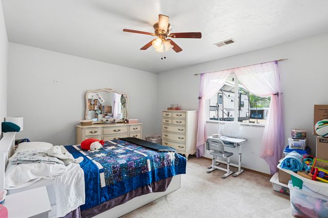 6109 Alvis Circle SW, Albuquerque, NM 87105