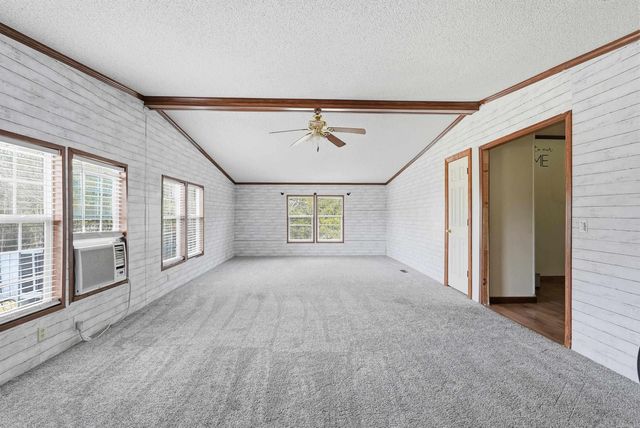 15 Aurora Lane, Vilonia, AR 72173