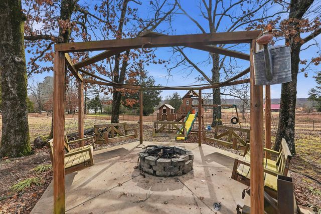 15 Aurora Lane, Vilonia, AR 72173