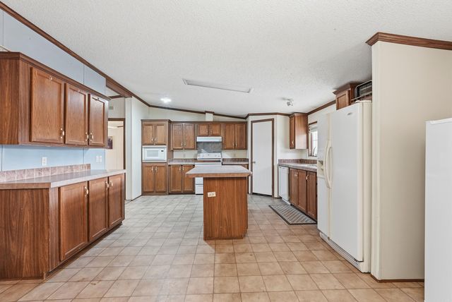 15 Aurora Lane, Vilonia, AR 72173