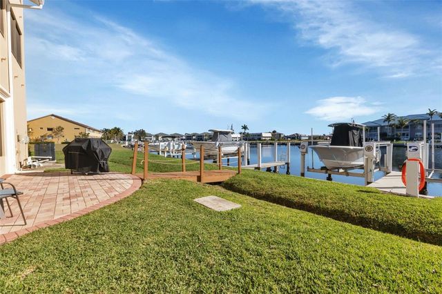 3308 PURPLE MARTIN DRIVE 122, Punta Gorda, FL 33950
